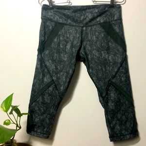 Lululemon capri leggings 8 green